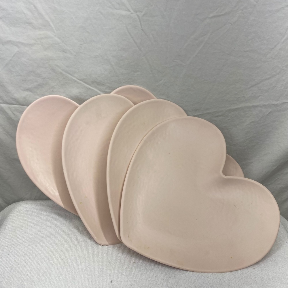 Opalhouse Pink Heart Melamine Dinner Plates Set of 4 Blush Matte Valentine's Day